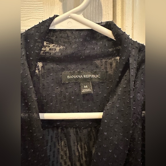 Banana Republic Sheer Black Blouse/Tunic - Picture 4 of 6